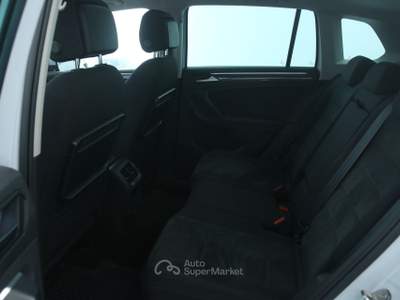 Volkswagen Tiguan Tiguan 2.0 TDI SCR DSG 4MOTION R-line BMT Tetto apribile Grigio usata Feltre