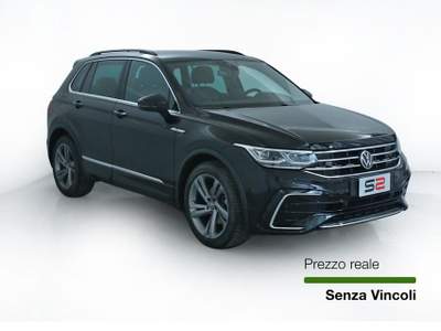 Volkswagen Tiguan Tiguan 2.0 TDI 150 CV SCR DSG R-Line Nero usata Feltre
