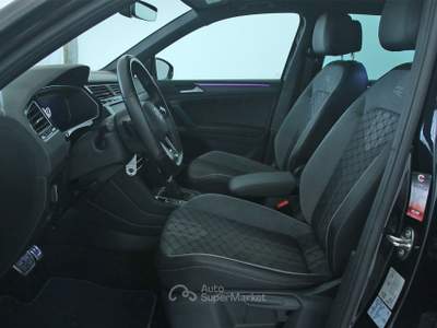 Volkswagen Tiguan Tiguan 2.0 TDI 150 CV SCR DSG R-Line Nero usata Feltre