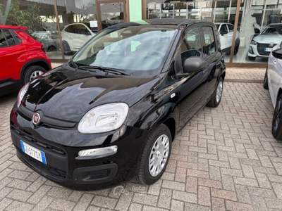 Fiat Panda PANDA HYBRID KM 0 Nero usata Novara