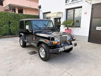 Jeep Wrangler Wrangler YJ 4.0 184cv - Storico - Asi - Clima Nero usata Seregno