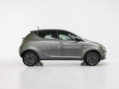 Lancia Ypsilon 1.0 hybrid Gold s&s 70cv Grigio usata Parma