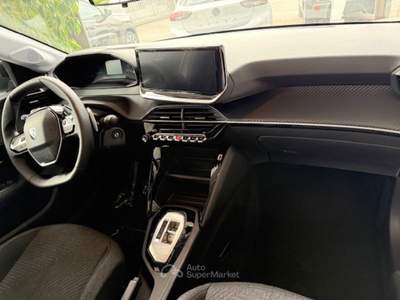Peugeot 208 PEUGEOT 208 HYBRID 110 CV AUTOMATICO Bianco usata Novara