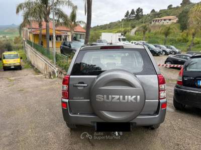 Suzuki Grand Vitara Suzuki Grand Vitara 1.9 DDiS 5 porte Bronzo usata Corleone