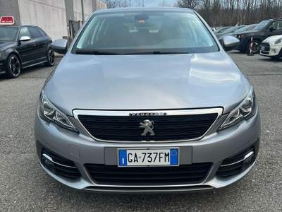 Peugeot 308 PEUGEOT 308 BENZINA MANUALE NEOPATENTATI Grigio usata Fontaneto d'Agogna