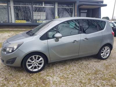 Opel Meriva CAMBIO AUTOMATICO PER NEOPATENTATI Grigio usata Lagosanto