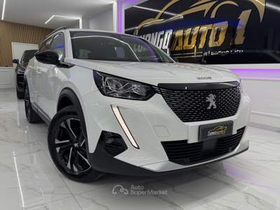 Peugeot 2008 BlueHDi 130CvEAT8 Allure Pack Bianco usata Qualiano