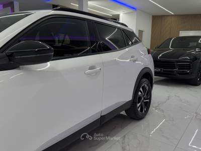 Peugeot 2008 BlueHDi 130CvEAT8 Allure Pack Bianco usata Qualiano