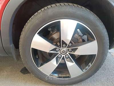 Volvo XC40 XC40 2.0 d4 Momentum awd geartronic Rosso usata Lainate