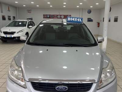 Ford Focus 1.6 Diesel berlina Grigio usata Qualiano