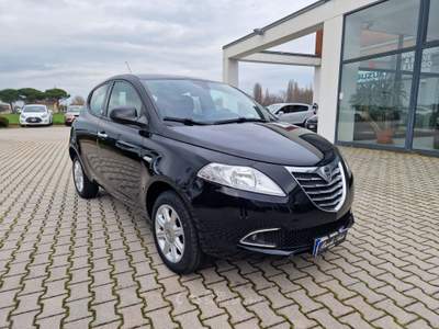 Lancia Ypsilon Ypsilon 0.9 Twinair 85 CV 5 porte Metano Ecochic Silver usata Faenza