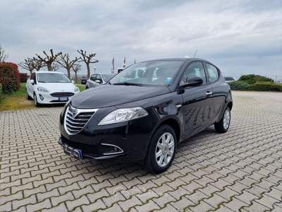 Lancia Ypsilon Ypsilon 0.9 Twinair 85 CV 5 porte Metano Ecochic Silver usata Faenza