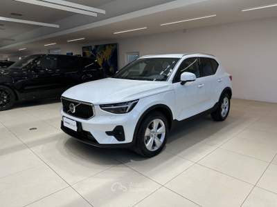 Volvo XC40 B3 automatico Core Bianco usata Forlì