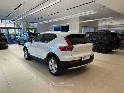 Volvo XC40 B3 automatico Core Bianco usata Forlì