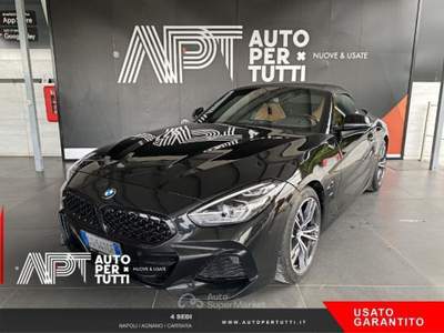 BMW Z4 Z4 sdrive 30i auto Nero usata Napoli