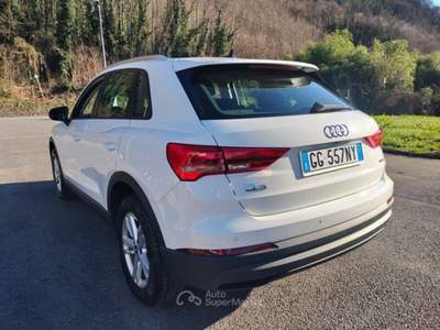 Audi Q3 35 TDI quattro S tronic Business Bianco usata Bagni di Lucca