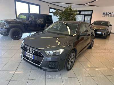 Audi A1 Sportback 25 1.0 tfsi Identity Black s-tronic Grigio usata Gorlago