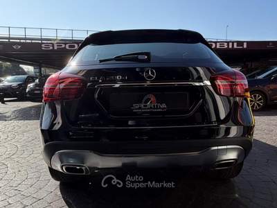 Mercedes-Benz GLA RATA MENSILE  359,00  EURO 200 d Automatic 4MATIC Sport Nero usata Roma