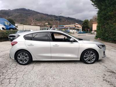 Ford Focus 1.5 Ecoblue 115cv ST-Line Auto Argento usata Bagni di Lucca