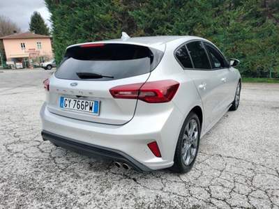 Ford Focus 1.5 Ecoblue 115cv ST-Line Auto Argento usata Bagni di Lucca