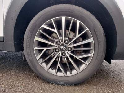 Hyundai Tucson Tucson 1.6 CRDi XPrime Bianco usata Bagni di Lucca