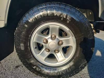 Land Rover Defender Defender 90 2.4 TD4 SE Grigio usata Bagni di Lucca