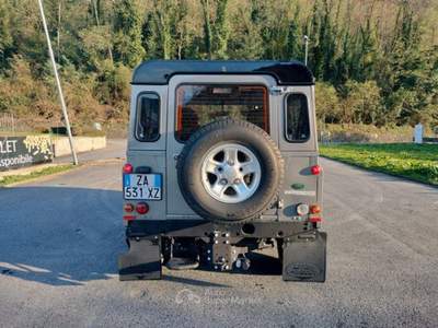 Land Rover Defender Defender 90 2.4 TD4 SE Grigio usata Bagni di Lucca