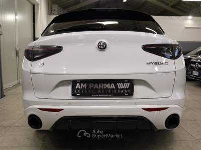 Alfa Romeo Stelvio 2.2 Turbodiesel 210 CV AT8 Q4 Tributo Italiano Bianco usata Parma