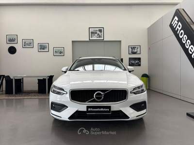 Volvo V60 B3 Geartronic Momentum Business Pro Bianco usata Spresiano