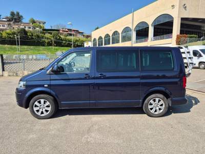 Volkswagen Multivan T5 2.0 TDI 140CV Comfortline Blu/Azzurro usata Medesano