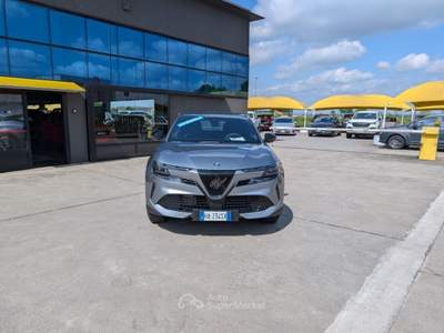 Alfa Romeo Junior 1.2 145 CV Hybrid eDCT6 Aziendale OK Neopatentati Argento usata Cremosano