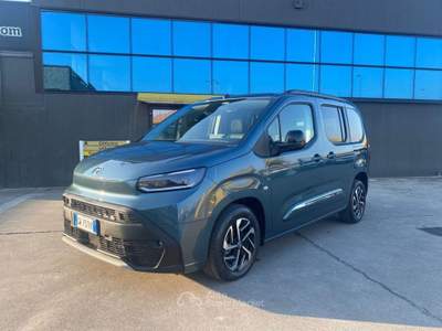 Toyota Proace 1.5D 100 CV S&S L1 Executive **KM0** Blu/Azzurro usata Cremosano