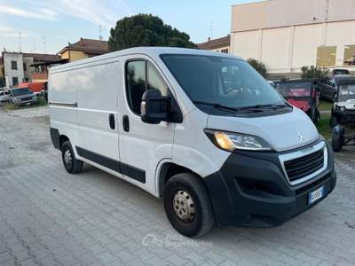 Peugeot Boxer 30 2.2 BlueHDi 120 S&S PM-TN Furgone Bianco usata Pavia