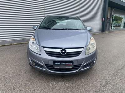 Opel Corsa 1.3 CDTI 90CV 5 porte Cosmo OK NEOPATENTATO Bianco usata Sant'Angelo in vado