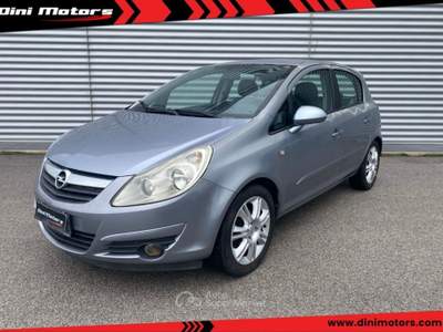 Opel Corsa 1.3 CDTI 90CV 5 porte Cosmo OK NEOPATENTATO Bianco usata Sant'Angelo in vado