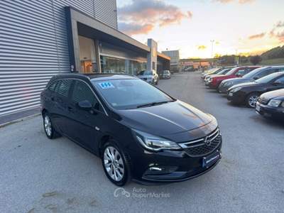Opel Astra 1.4 Turbo 110CV EcoM Sports Tourer Metano wagon Nero usata Sant'Angelo in vado