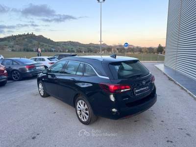 Opel Astra 1.4 Turbo 110CV EcoM Sports Tourer Metano wagon Nero usata Sant'Angelo in vado