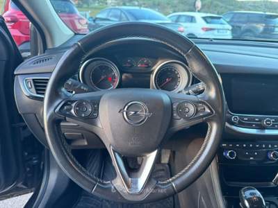 Opel Astra 1.4 Turbo 110CV EcoM Sports Tourer Metano wagon Nero usata Sant'Angelo in vado