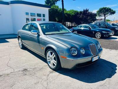 Jaguar S-Type (X206) 2.7 diesel V6 cat Exec. Grigio usata Comacchio
