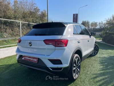 Volkswagen T-Roc SCR 150 CV DSG Advanced BlueMotion Technology Bianco usata Calvi Risorta
