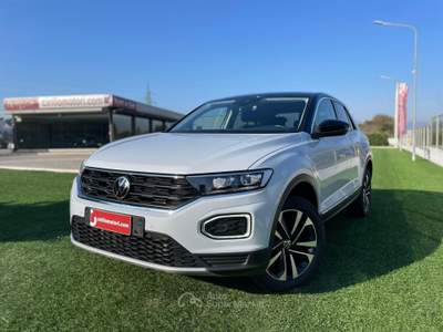 Volkswagen T-Roc SCR 150 CV DSG Advanced BlueMotion Technology Bianco usata Calvi Risorta