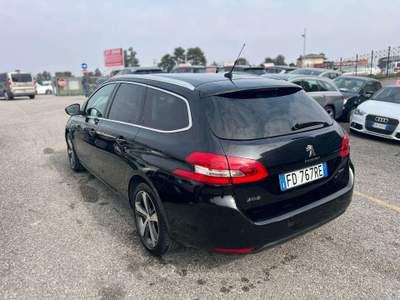 Peugeot 308 308 II  SW SW 2.0 bluehdi 16v buisness Nero usata Urgnano