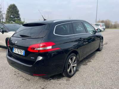 Peugeot 308 308 II  SW SW 2.0 bluehdi 16v buisness Nero usata Urgnano