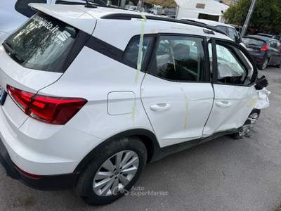 Seat Arona Seat Arona 1.0 Benz. 95cv (incidentata) Bianco usata Pompei