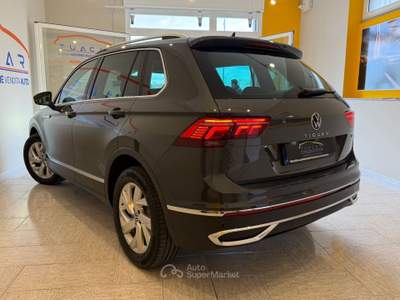 Volkswagen Tiguan VW Tiguan 2.0 TDI Elegance 4MOTION #10043 Grigio usata Martina Franca
