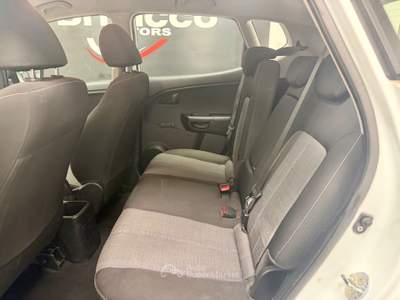 Kia Venga 90CV Cool Bianco usata Rimini