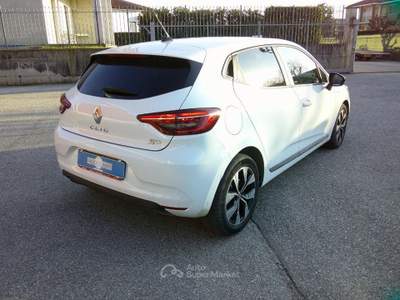 Renault Clio Blue dCi 100 CV 5 porte Evolution Bianco usata Fossano