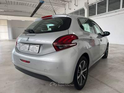 Peugeot 208 1° serie PureTech Turbo 110 S&S 5 porte Allure Grigio usata Spilimbergo