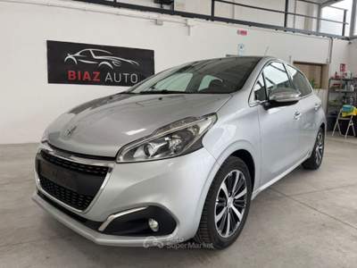 Peugeot 208 1° serie PureTech Turbo 110 S&S 5 porte Allure Grigio usata Spilimbergo