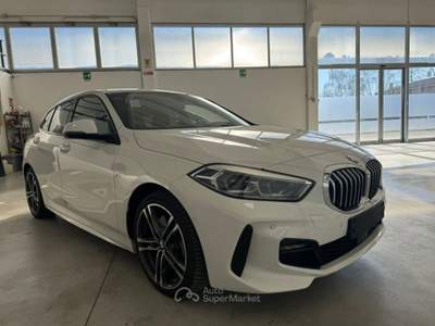BMW Serie 1 120d d xDrive 5p. Msport Bianco usata Spilimbergo